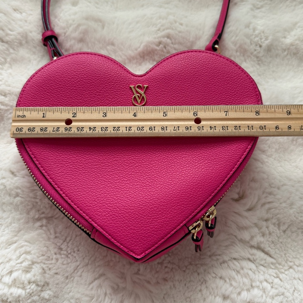 Victoria's Secret Heart Crossbody Bag - Hot Pink - Picture 15 of 15